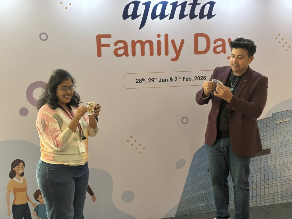 Rajesh Kumar Mesmerizes Ajanta Pharma Family Day with Magic & Mentalism